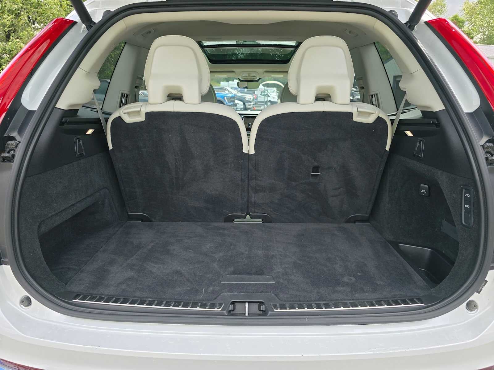 2023 Volvo XC90 Recharge Plug-In Hybrid Ultimate