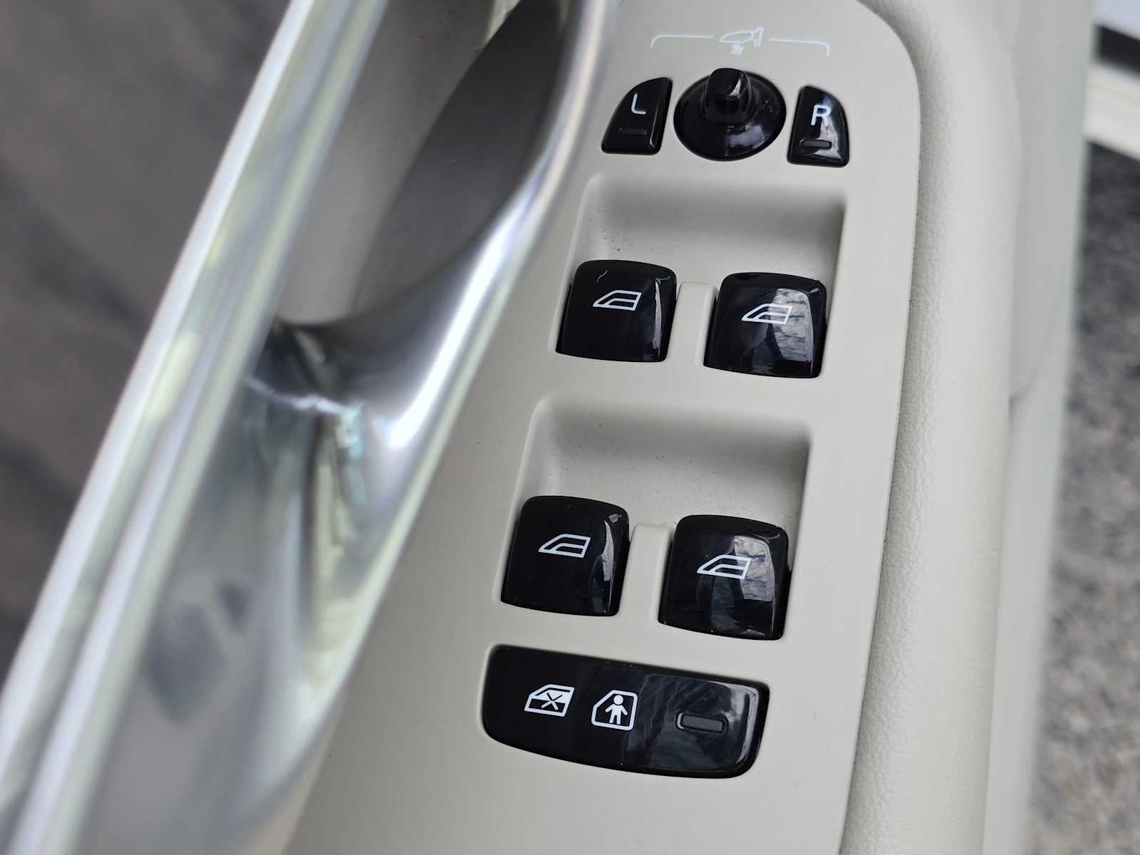 2023 Volvo XC90 Recharge Plug-In Hybrid Ultimate