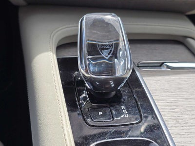 2023 Volvo XC90 Recharge Plug-In Hybrid Ultimate