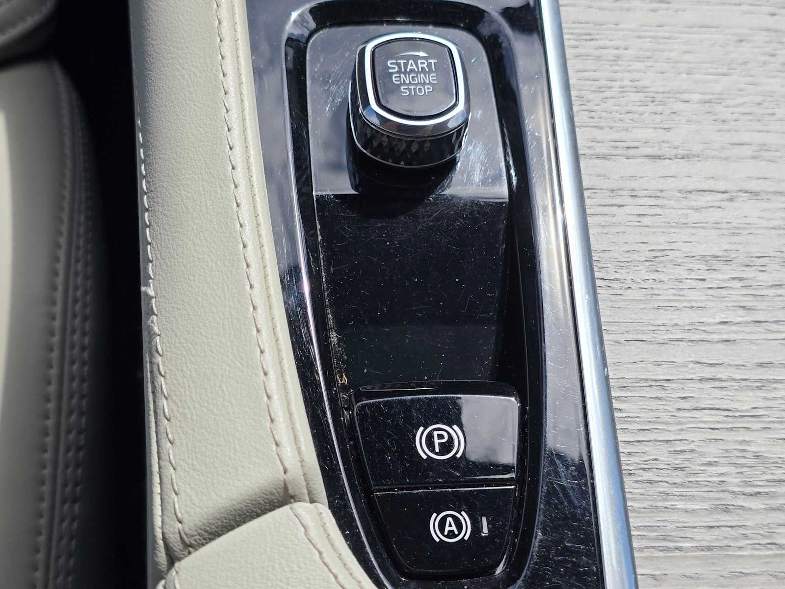 2023 Volvo XC90 Recharge Plug-In Hybrid Ultimate