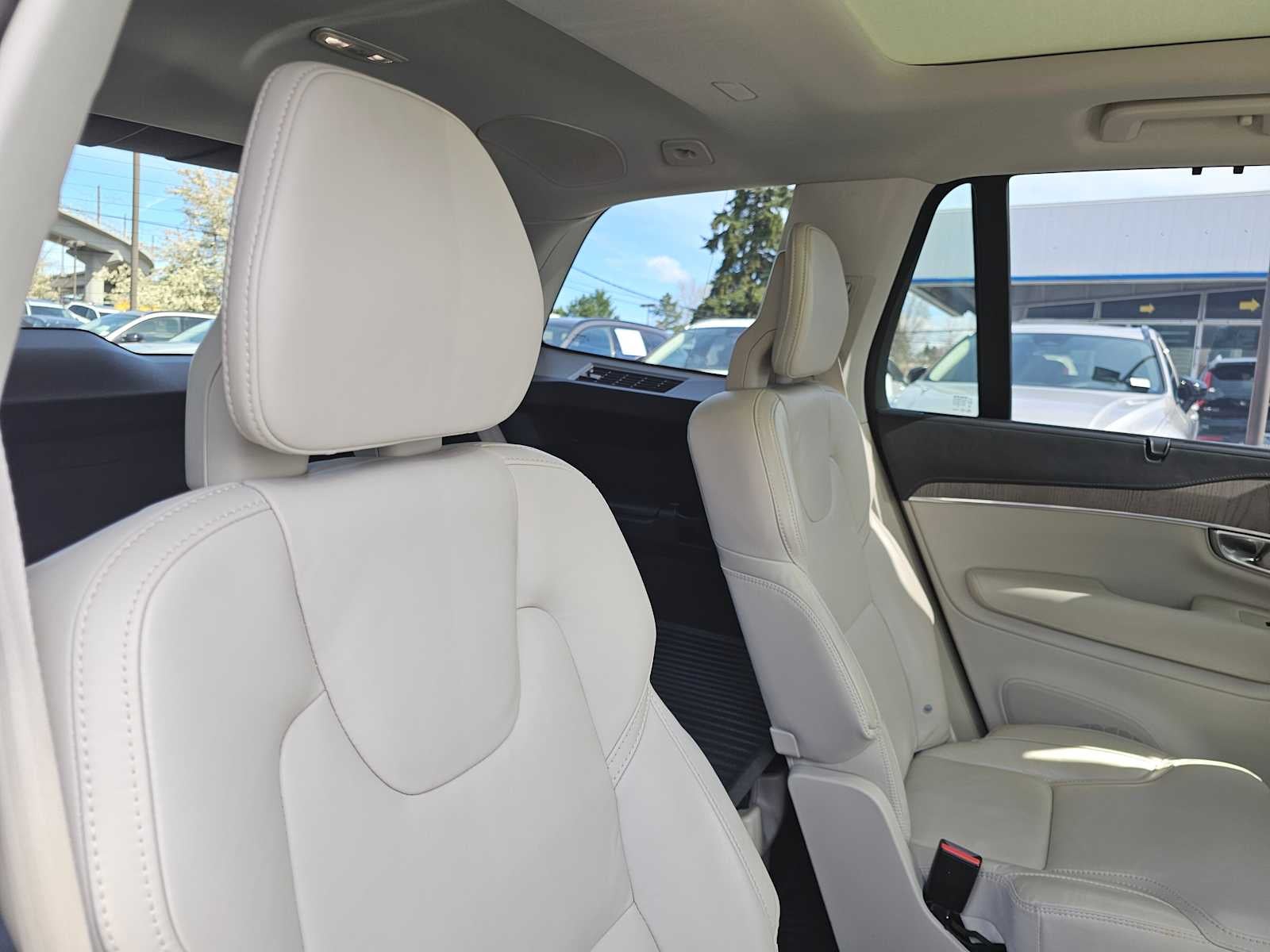 2023 Volvo XC90 Recharge Plug-In Hybrid Ultimate