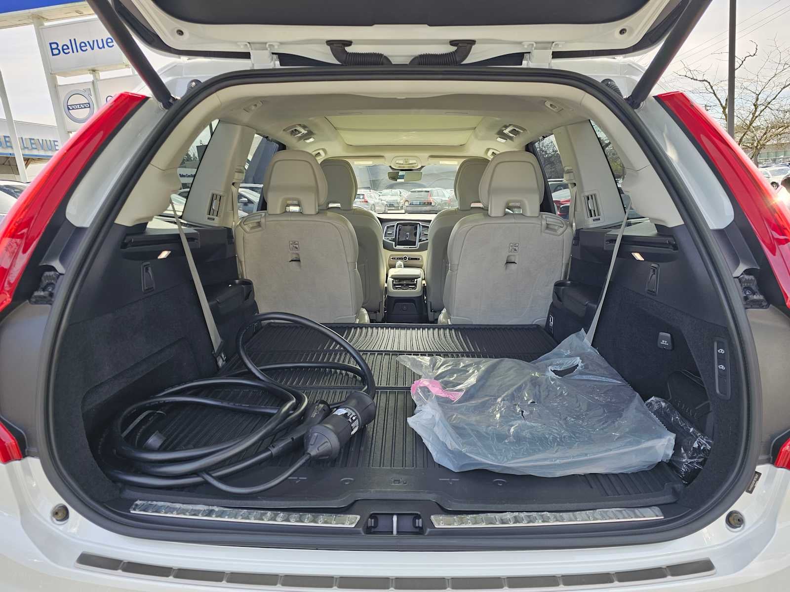 2023 Volvo XC90 Recharge Plug-In Hybrid Ultimate