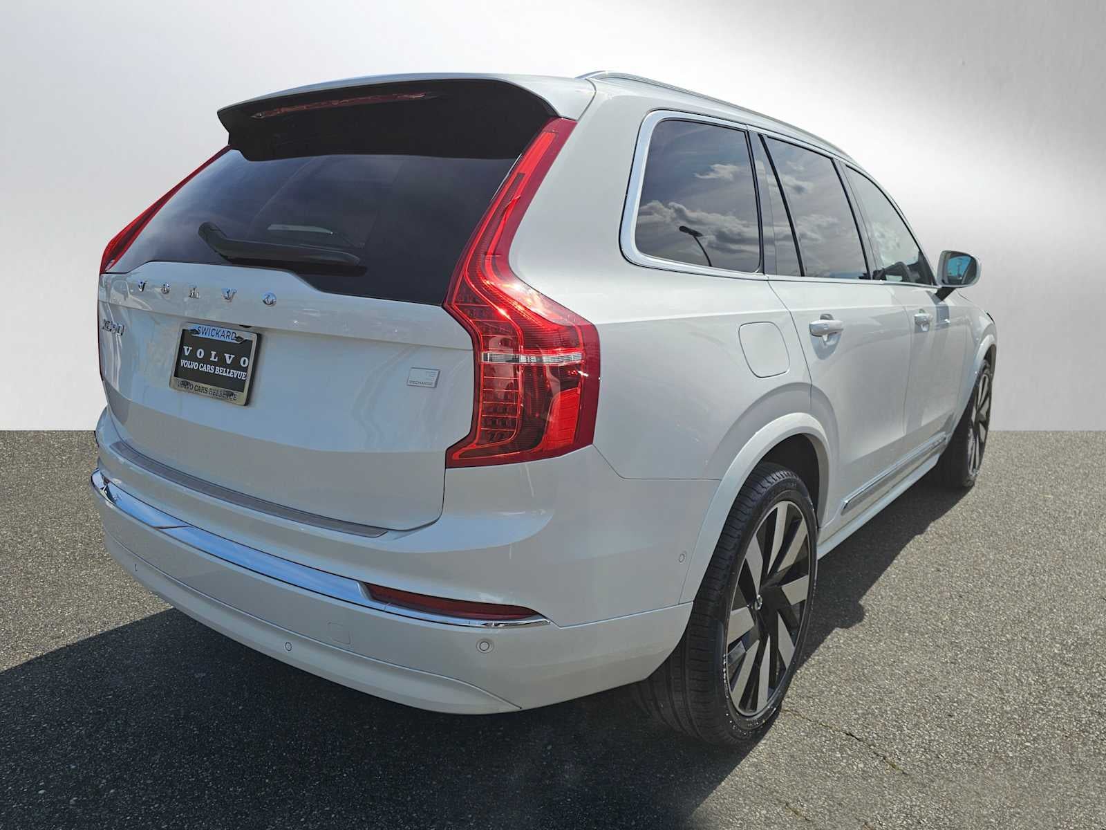 2023 Volvo XC90 Recharge Plug-In Hybrid Ultimate
