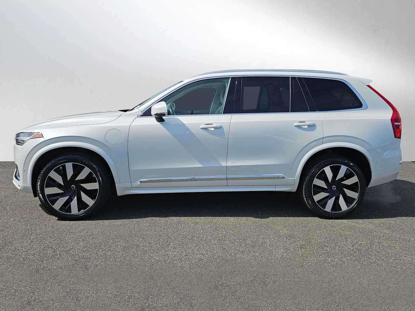 2023 Volvo XC90 Recharge Plug-In Hybrid Ultimate