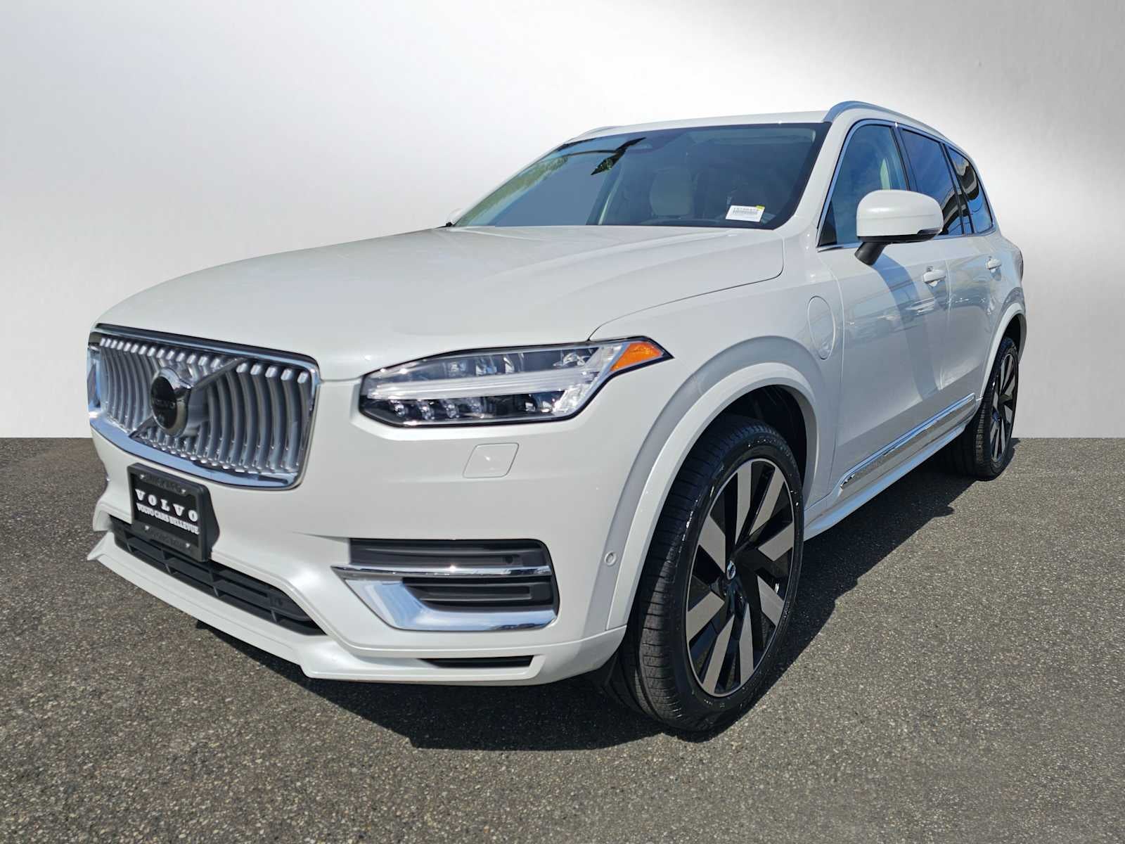 2023 Volvo XC90 Recharge Plug-In Hybrid Ultimate