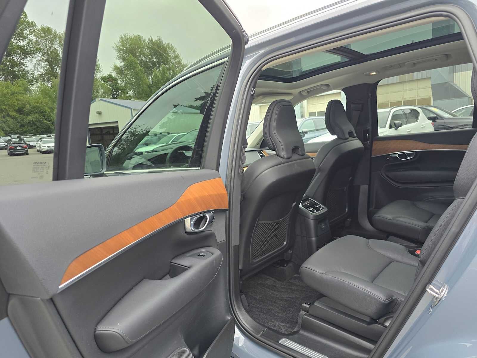 2023 Volvo XC90 Recharge Plug-In Hybrid Plus