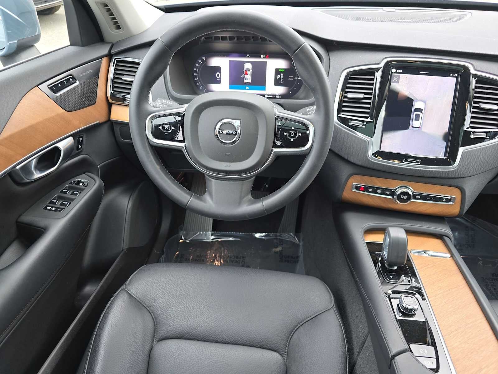 2023 Volvo XC90 Recharge Plug-In Hybrid Plus
