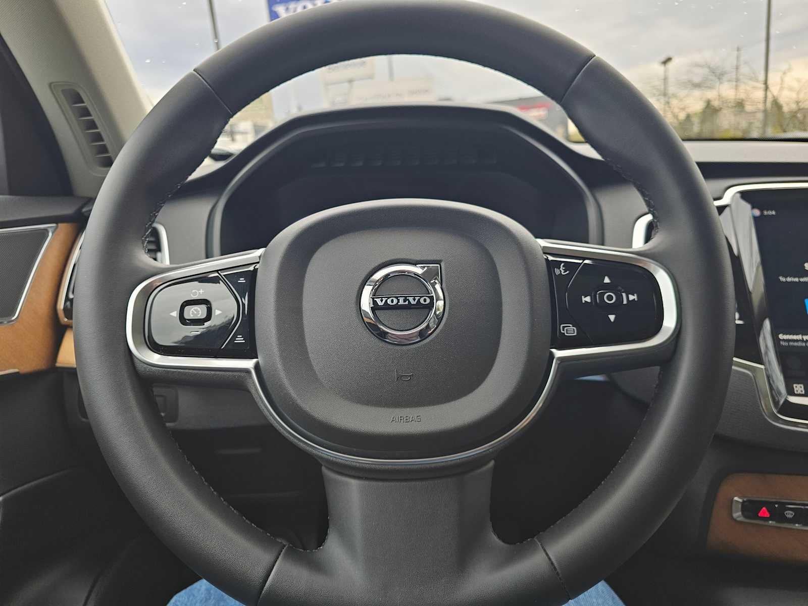2023 Volvo XC90 Recharge Plug-In Hybrid Plus