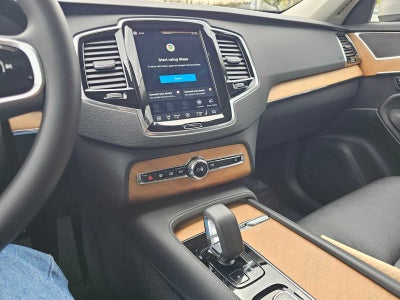 2023 Volvo XC90 Recharge Plug-In Hybrid Plus