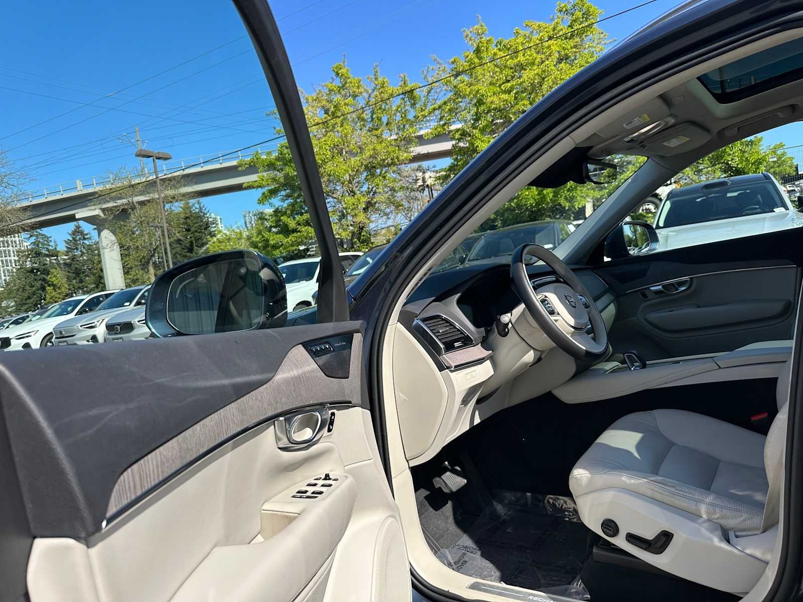 2023 Volvo XC90 Recharge Plug-In Hybrid Plus