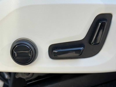 2023 Volvo XC90 Recharge Plug-In Hybrid Plus