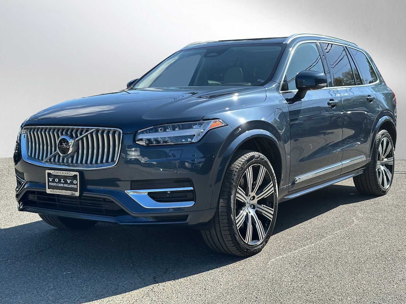 2023 Volvo XC90 Recharge Plug-In Hybrid Plus