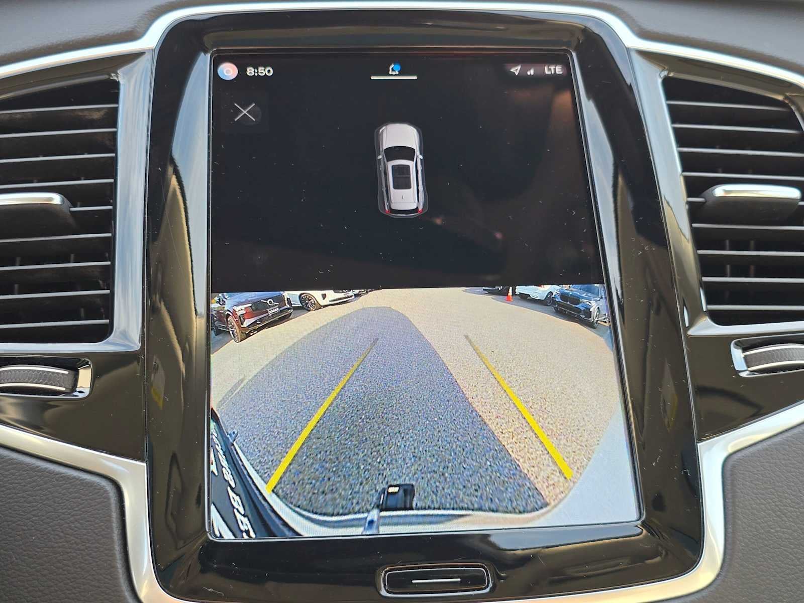 2023 Volvo XC90 Recharge Plug-In Hybrid Ultimate Bright Theme