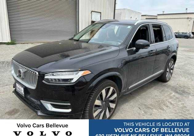 2023 Volvo XC90 Recharge Plug-In Hybrid Ultimate Bright Theme