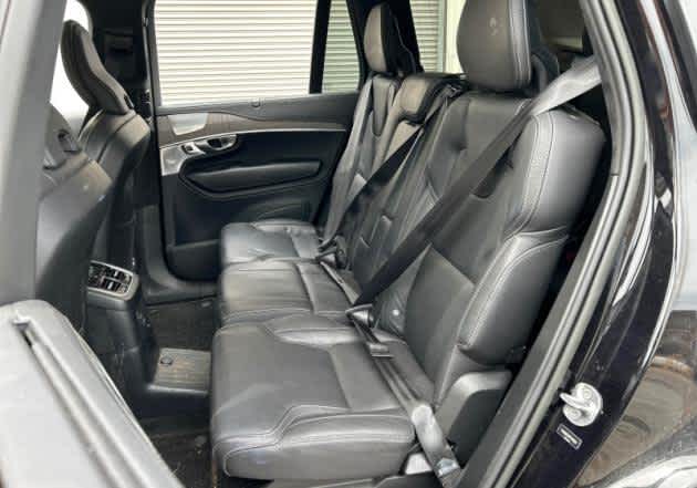 2023 Volvo XC90 Recharge Plug-In Hybrid Ultimate Bright Theme