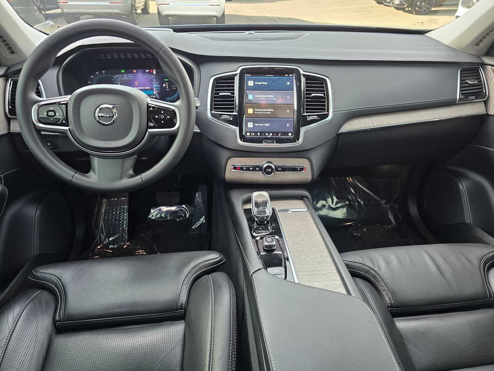 2023 Volvo XC90 Recharge Plug-In Hybrid Ultimate Bright Theme