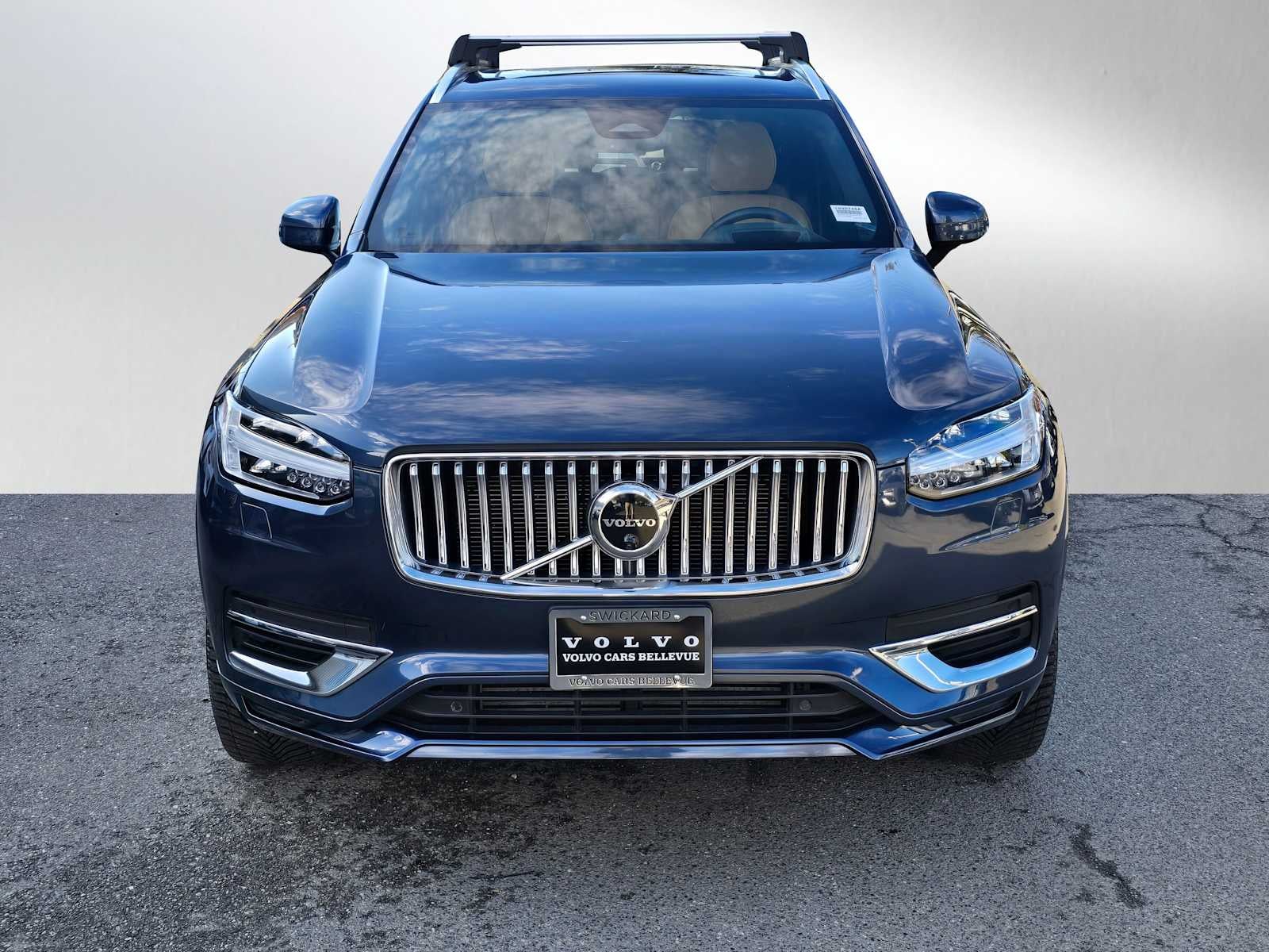 2023 Volvo XC90 Recharge Plug-In Hybrid Ultimate Bright Theme
