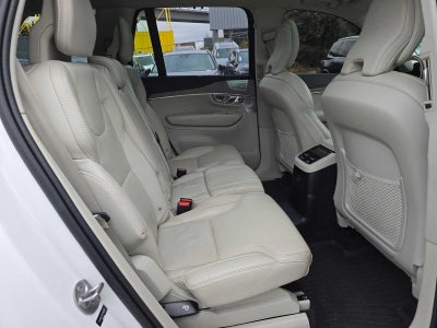 2023 Volvo XC90 Recharge Plug-In Hybrid Ultimate Bright Theme