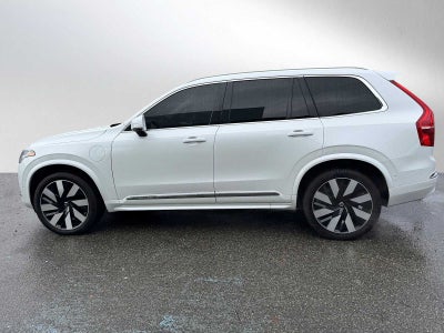 2023 Volvo XC90 Recharge Plug-In Hybrid Ultimate Bright Theme