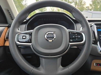 2024 Volvo XC90 Recharge Plug-In Hybrid Plus Bright Theme