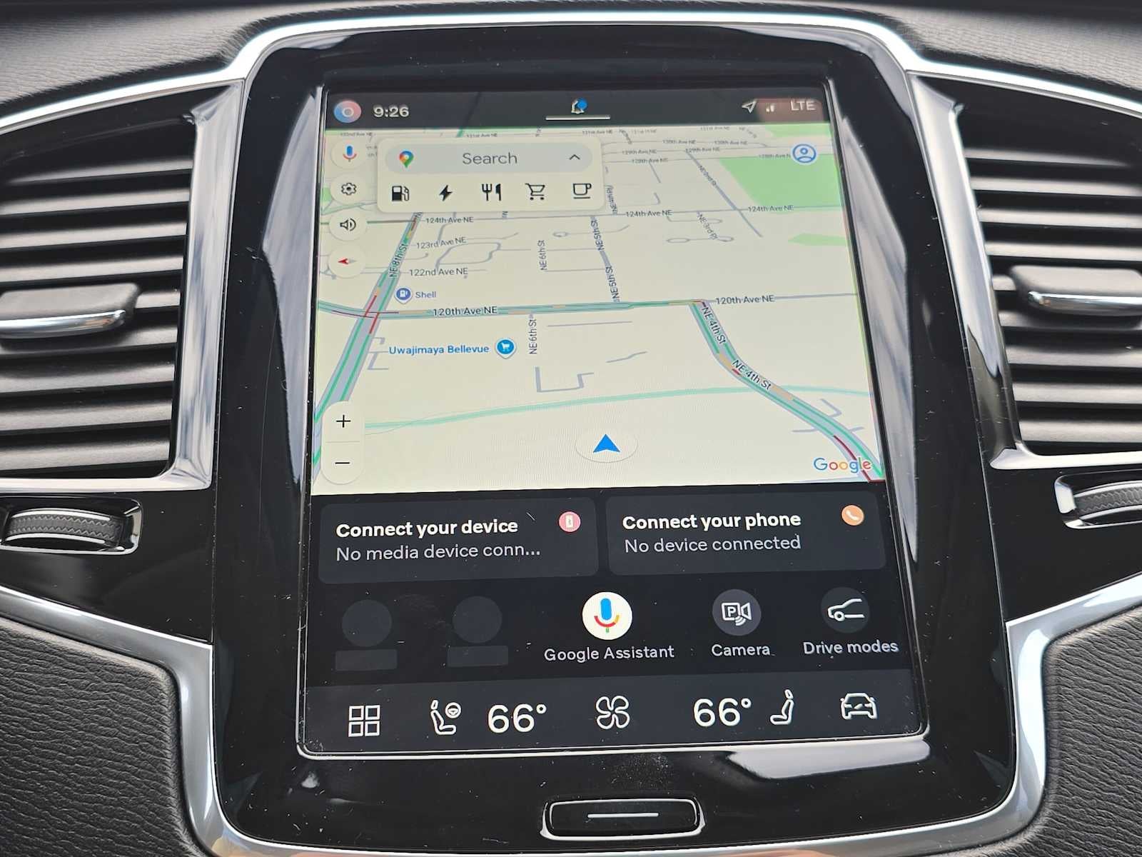 2024 Volvo XC90 Recharge Plug-In Hybrid Plus Bright Theme