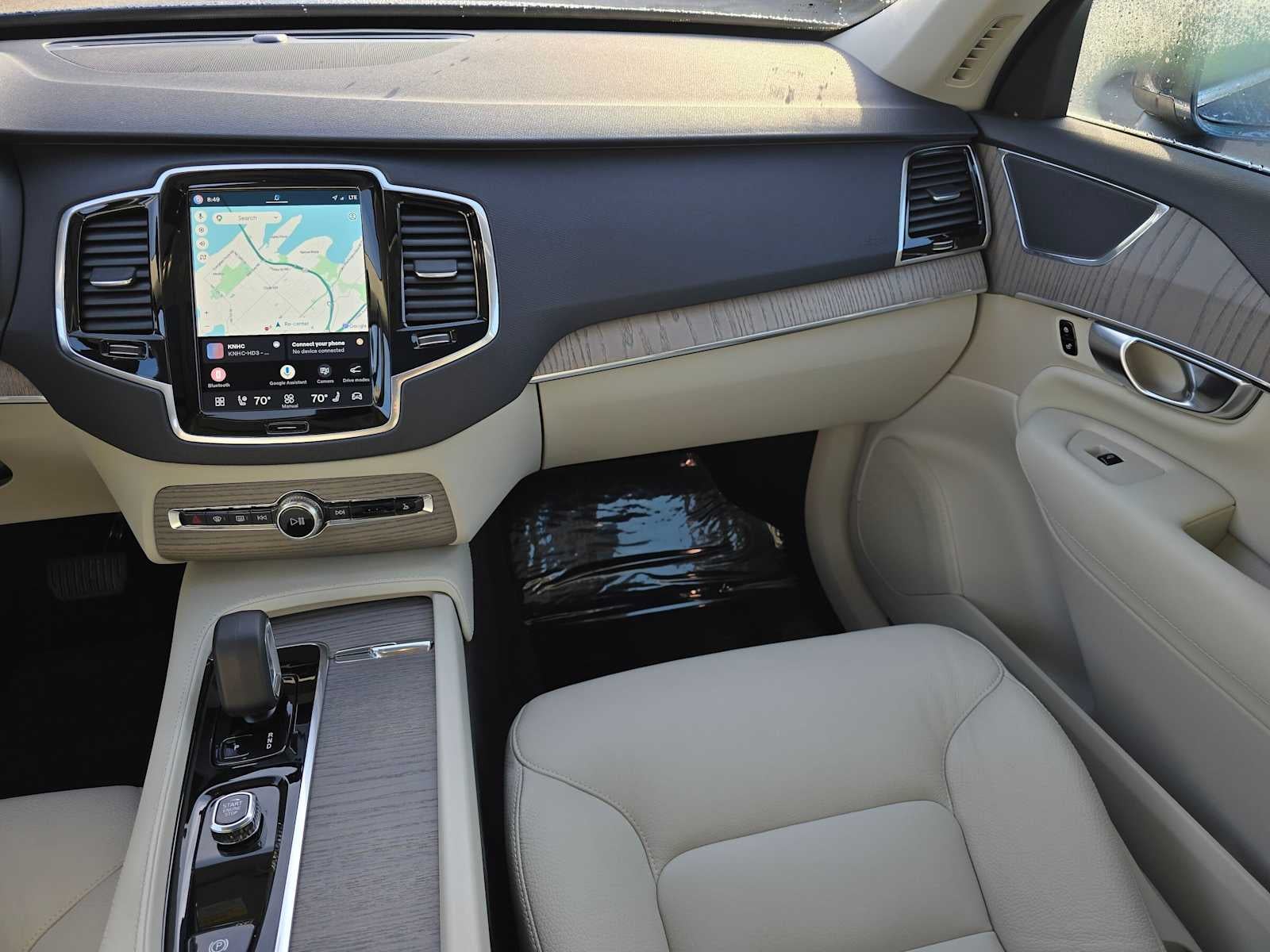 2024 Volvo XC90 Recharge Plug-In Hybrid Plus Bright Theme