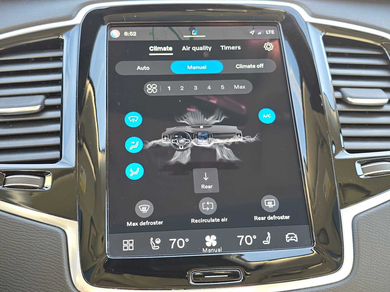 2024 Volvo XC90 Recharge Plug-In Hybrid Plus Bright Theme