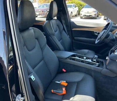 2024 Volvo XC90 Recharge Plug-In Hybrid Plus Bright Theme