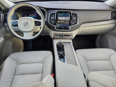 2024 Volvo XC90 Recharge Plug-In Hybrid Plus Bright Theme