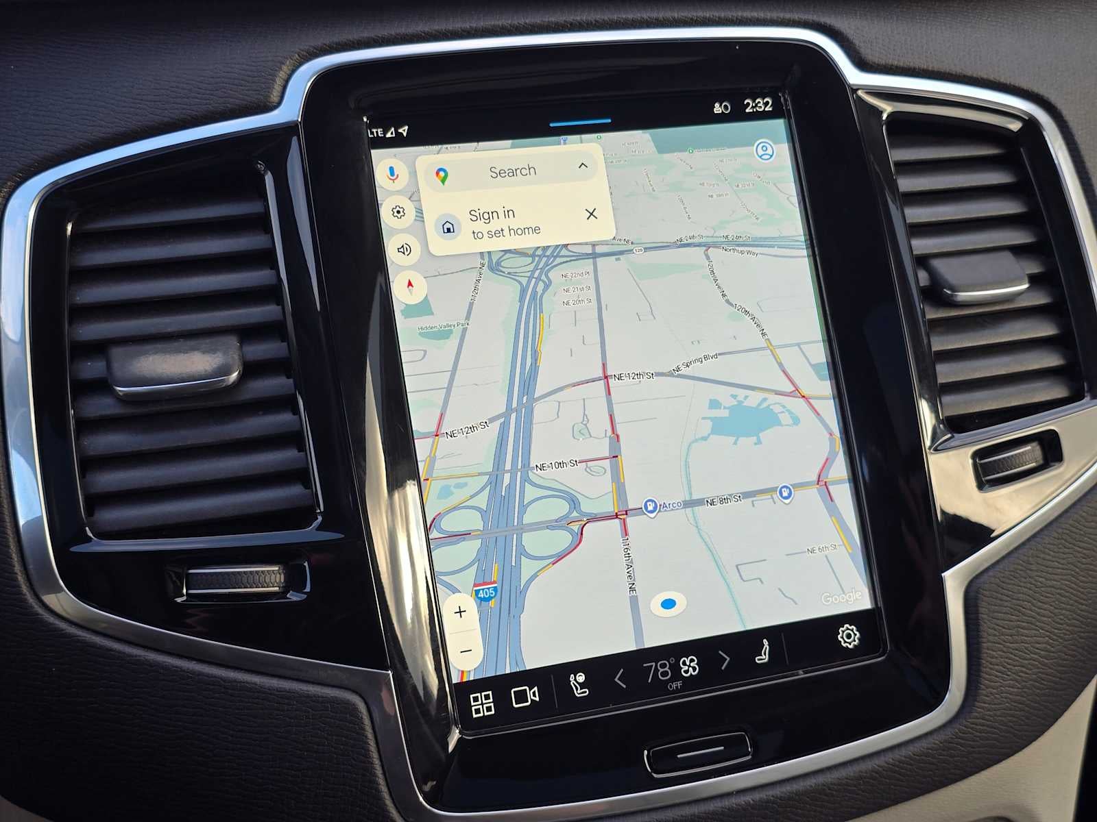 2024 Volvo XC90 Recharge Plug-In Hybrid Plus Bright Theme