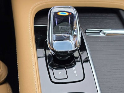 2024 Volvo XC90 Recharge Plug-In Hybrid Ultimate Bright Theme