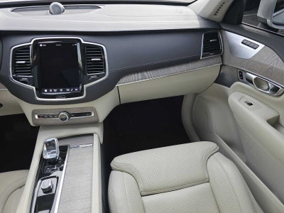 2024 Volvo XC90 Recharge Plug-In Hybrid Ultimate Bright Theme