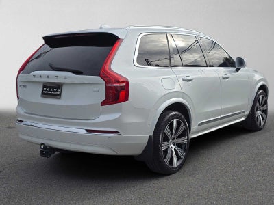 2024 Volvo XC90 Recharge Plug-In Hybrid Ultimate Bright Theme