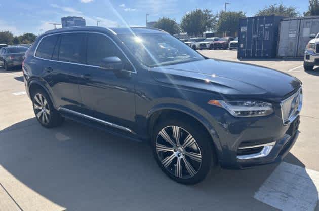 2024 Volvo XC90 Recharge Plug-In Hybrid Ultimate Bright Theme