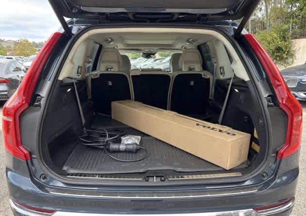 2024 Volvo XC90 Recharge Plug-In Hybrid Ultimate Bright Theme