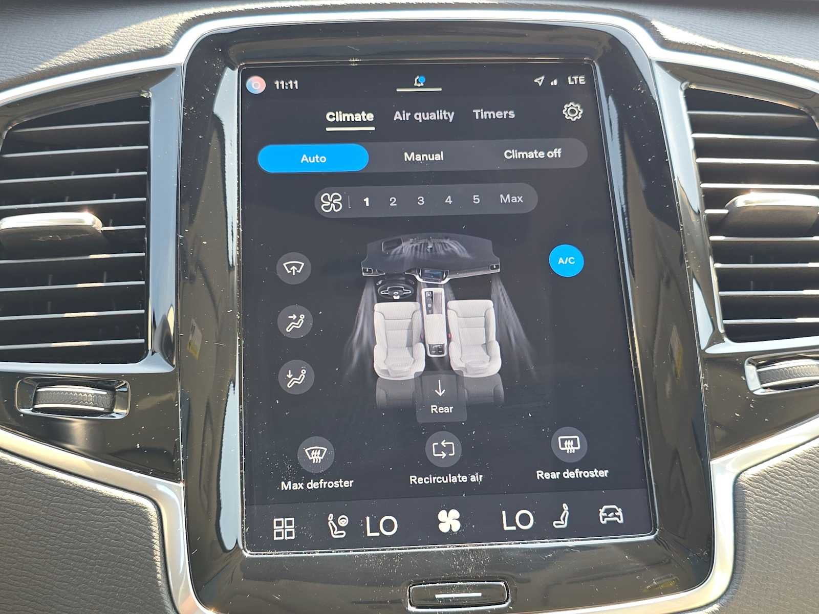 2023 Volvo XC90 Recharge Plug-In Hybrid Plus Bright Theme