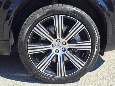 2023 Volvo XC90 Recharge Plug-In Hybrid Plus Bright Theme