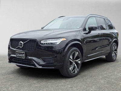 2023 Volvo XC90 Recharge Plug-In Hybrid Plus Dark Theme