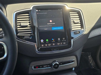 2023 Volvo XC90 Recharge Plug-In Hybrid Ultimate Dark Theme