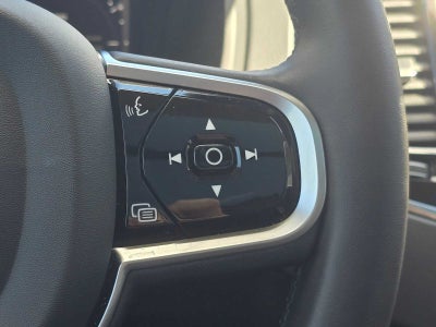 2023 Volvo XC90 Recharge Plug-In Hybrid Ultimate Dark Theme