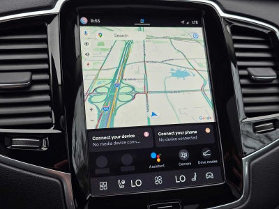 2023 Volvo XC90 Recharge Plug-In Hybrid Ultimate Dark Theme