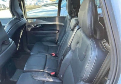 2023 Volvo XC90 Recharge Plug-In Hybrid Ultimate Dark Theme