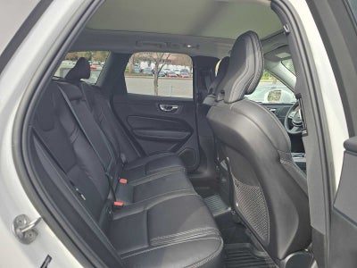 2023 Volvo XC60 Recharge Plug-In Hybrid Ultimate Bright Theme