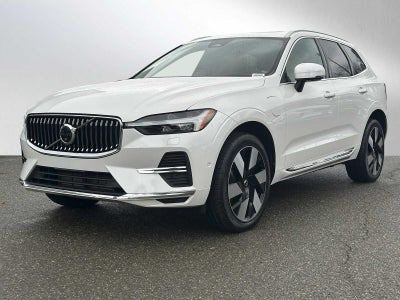 2023 Volvo XC60 Recharge Plug-In Hybrid Ultimate Bright Theme