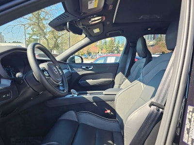 2024 Volvo XC60 Recharge Plug-In Hybrid Ultimate Black Edition