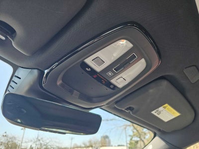 2024 Volvo XC60 Recharge Plug-In Hybrid Ultimate Black Edition