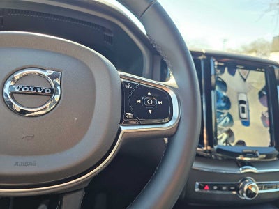 2024 Volvo XC60 Recharge Plug-In Hybrid Ultimate Black Edition