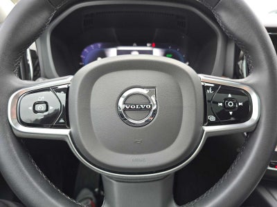 2024 Volvo XC60 Recharge Plug-In Hybrid Plus Dark Theme