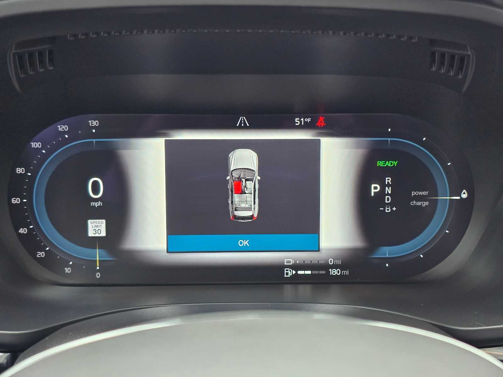 2024 Volvo XC60 Recharge Plug-In Hybrid Plus Dark Theme