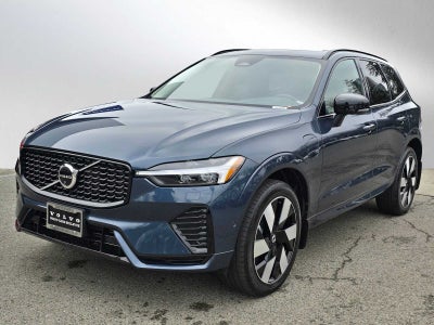 2024 Volvo XC60 Recharge Plug-In Hybrid Plus Dark Theme